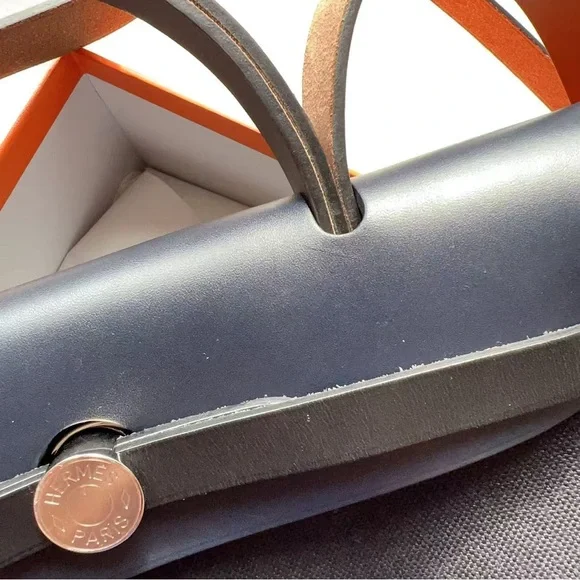 Hermes Herbag Zip Retourne 31 PM Toile Vache Hunter Black and Dark Blue PHW - Picture 3 of 11